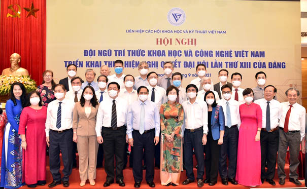 VACNE[-]xin[-]được[-]tham[-]gia[-]trong[-]lực[-]lượng[-]tuyến[-]đầu[-]chống[-]dịch